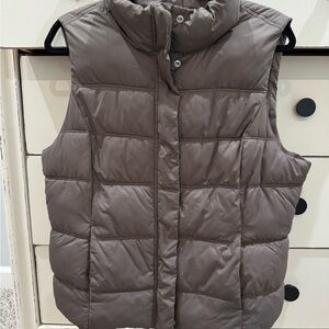 GAP puffer vest